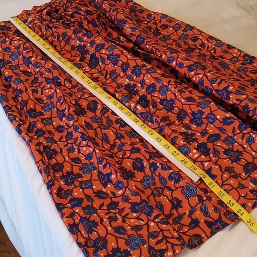 UNITI Casual Women's O/S Floral Orange and Blue Women's Skirt.Flowy, Feminine, - Picture 7 of 7